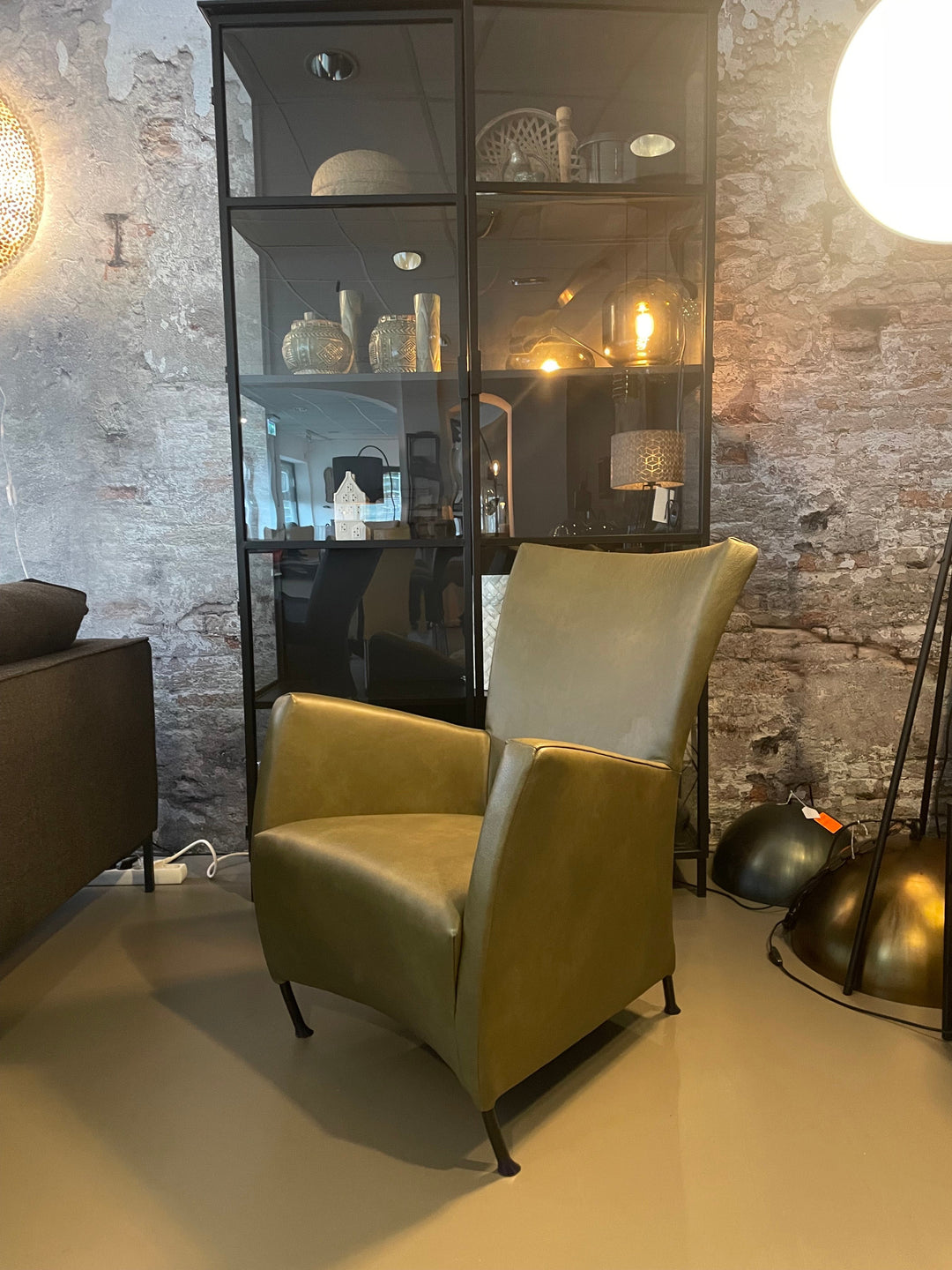 Bank of fauteuil laten herstofferen