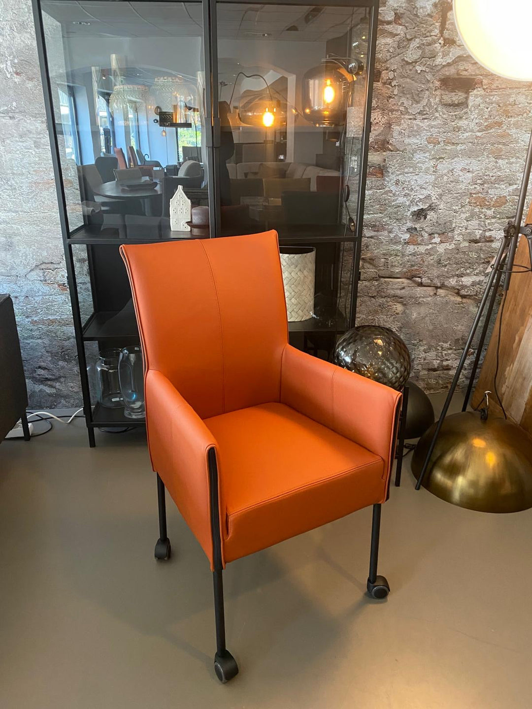 Leren eetkamerstoelen tijdloze elegantie en praktisch gemak