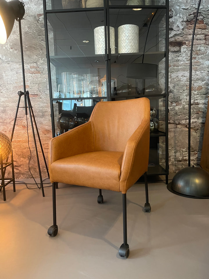 Eetkamerstoel Diana Rebound Cognac set van 8