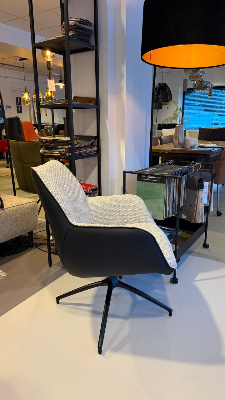 Bree's New World fauteuil Kiq leer stof