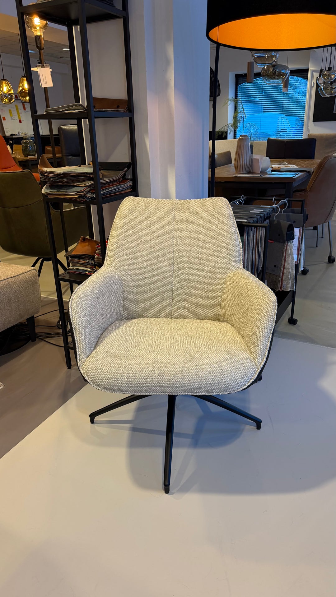 Bree's New World fauteuil Kiq leer stof