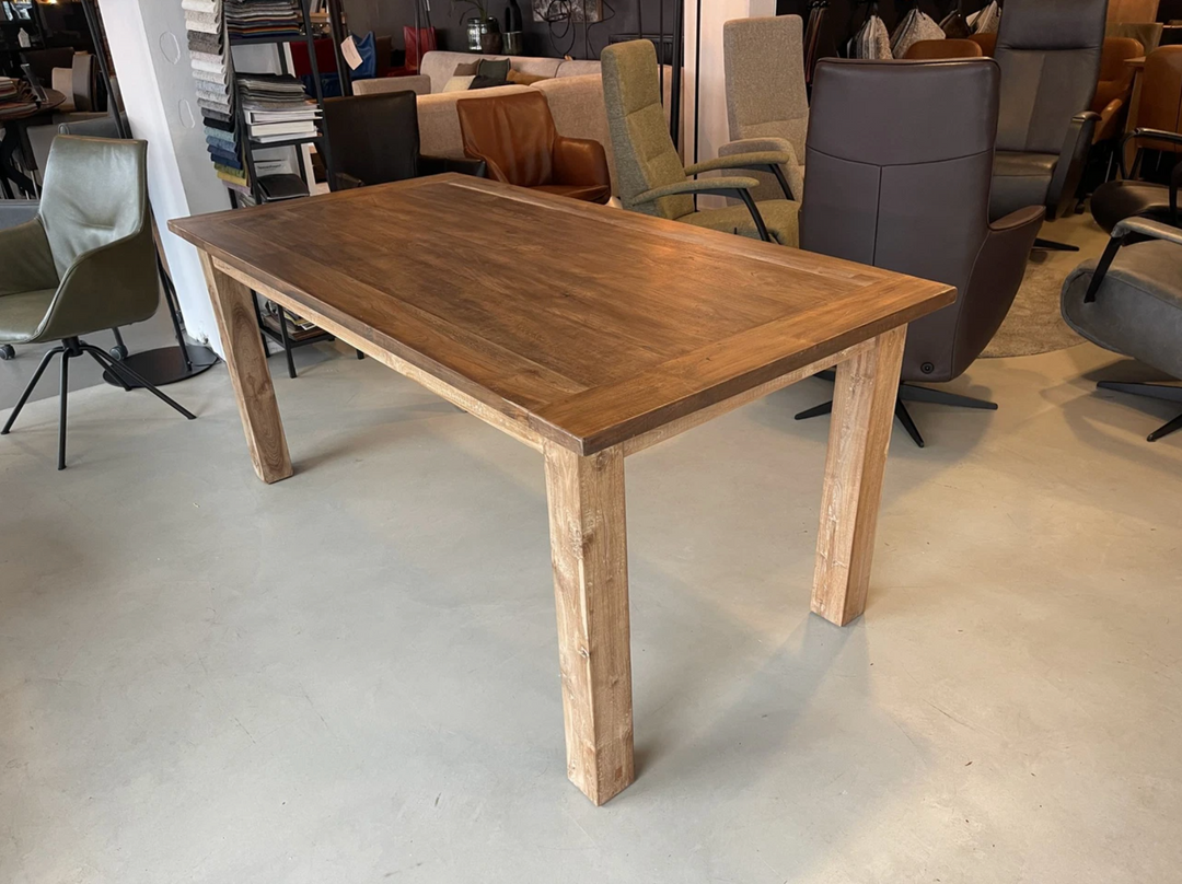 Houten eettafel Floris 240x100 cm