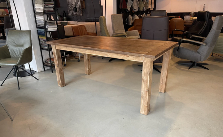 Houten eettafel Floris 240x100 cm
